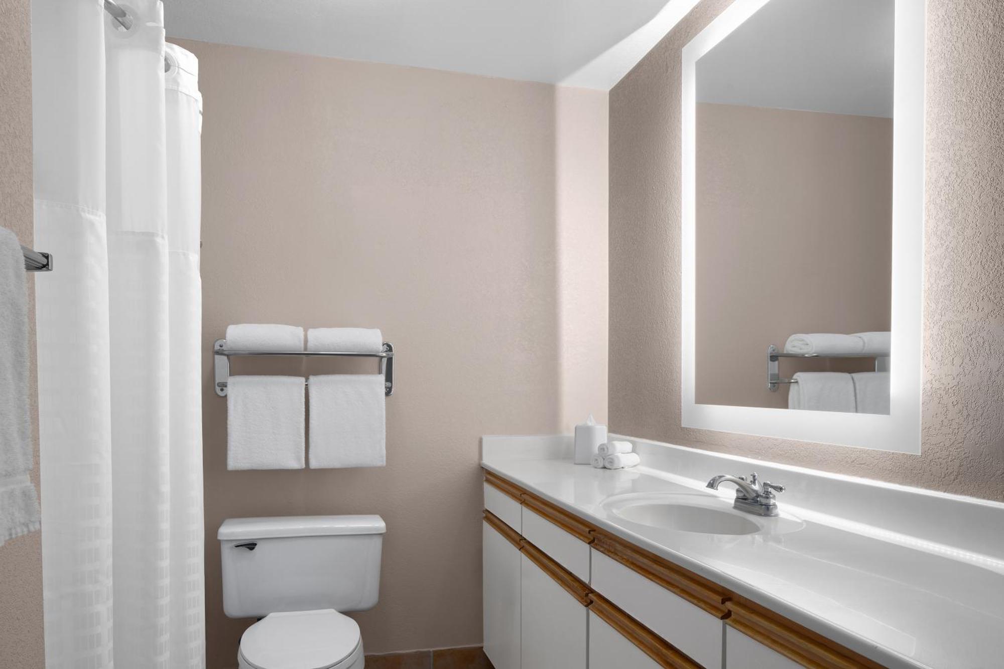 Larkspur Landing Extended Hotel Sacramento
