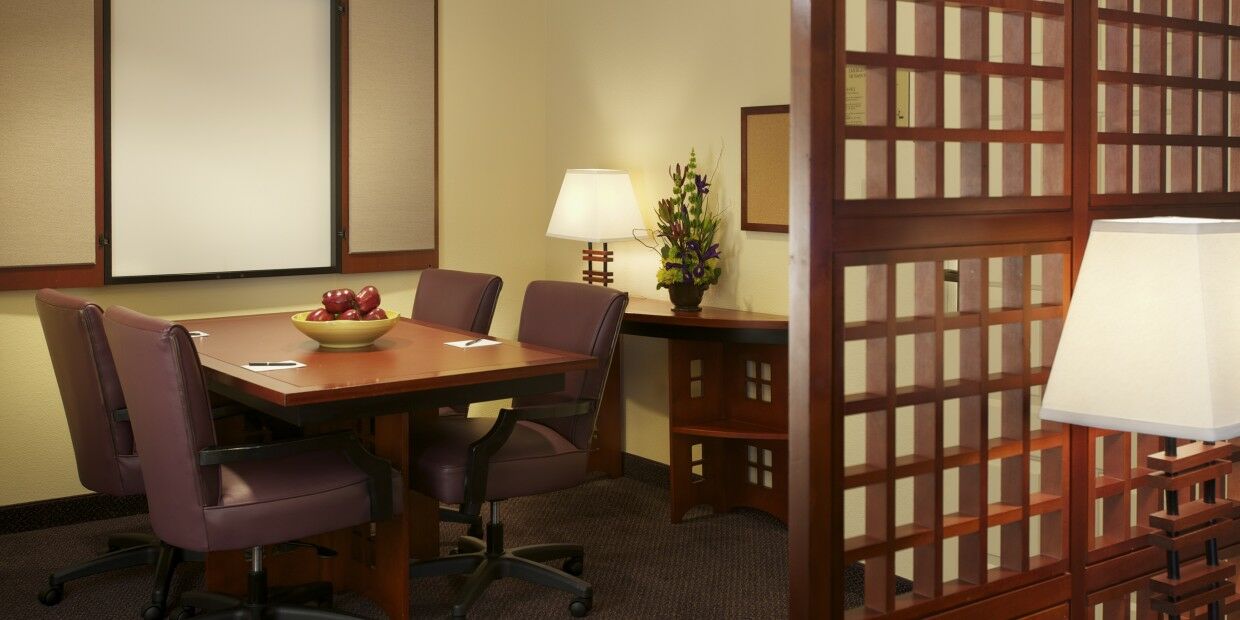 Hotel Larkspur Landing Extended